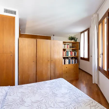 Anzolo Palace - Rooms & Apartments-2
